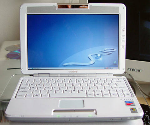 http://www.siliconpopculture.com/images/reviews/sonytr1ap/tr1ap_front.jpg